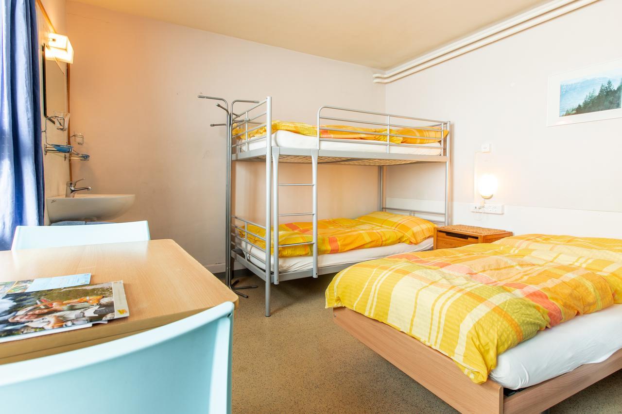 Happy Inn Lodge Интерлакен Екстериор снимка